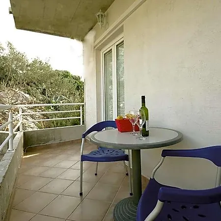 Готель Makarska Apartments 3*