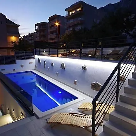 Makarska Apartments Hotell 3*