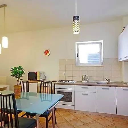 Makarska Apartments Отель Макарска