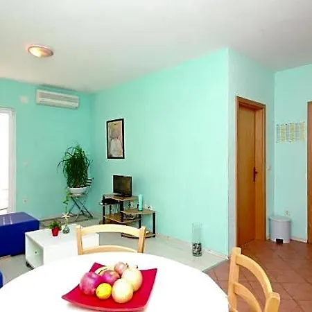 Makarska Apartments Макарська