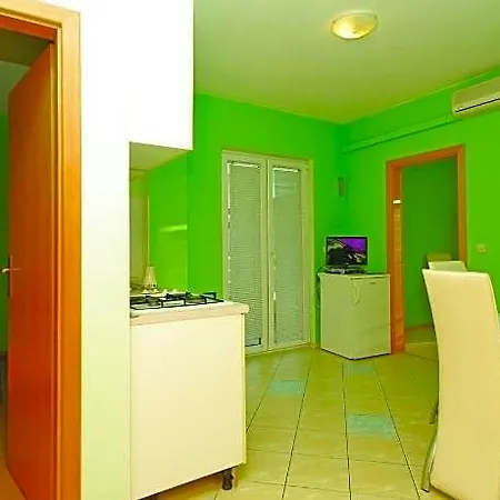 Makarska Apartments Готель